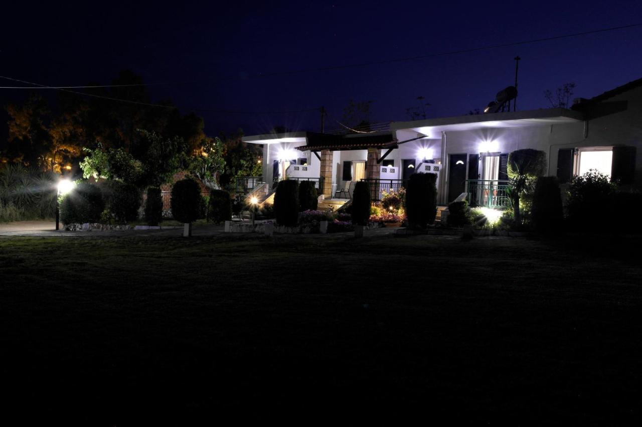 Voulas Apartments Stoúpa Exterior foto