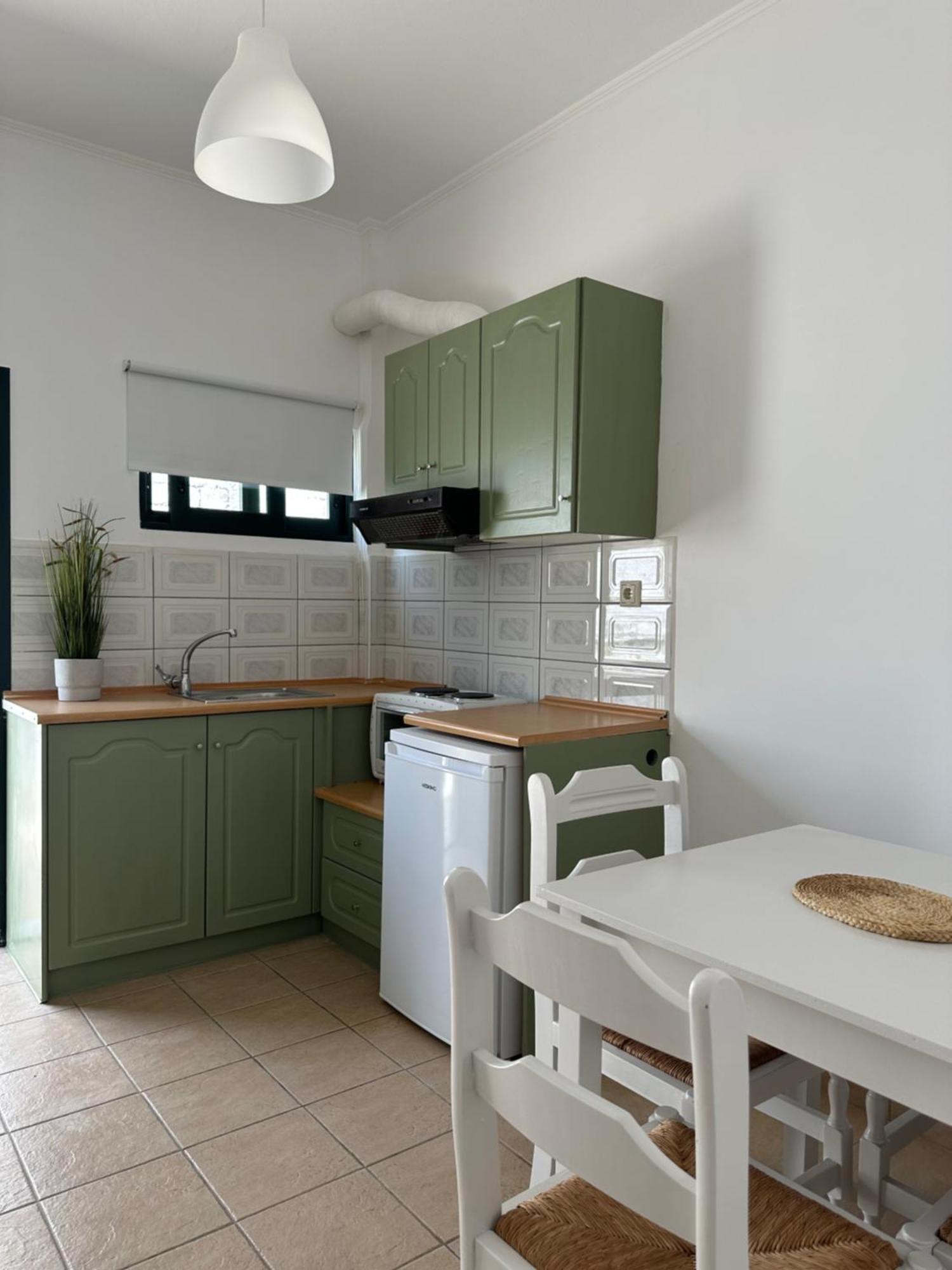 Voulas Apartments Stoúpa Habitación foto